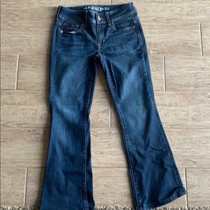 American  Eagle  Girl jeans